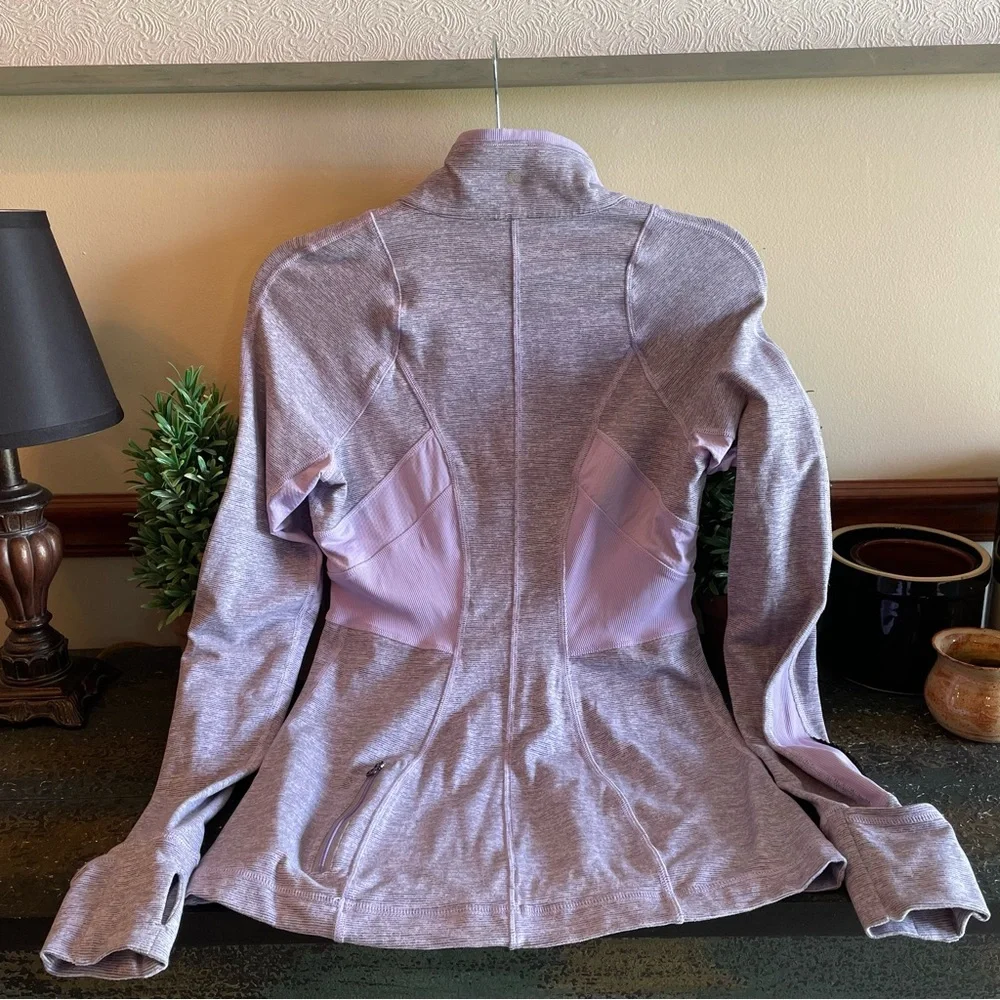 Lululemon Athletica Run Full Tilt Lilac Half zip Pullover - Picture 4 of 11